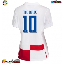 Camisa de Futebol Croácia Luka Modric #10 Equipamento Principal Mulheres Europeu 2024 Manga Curta